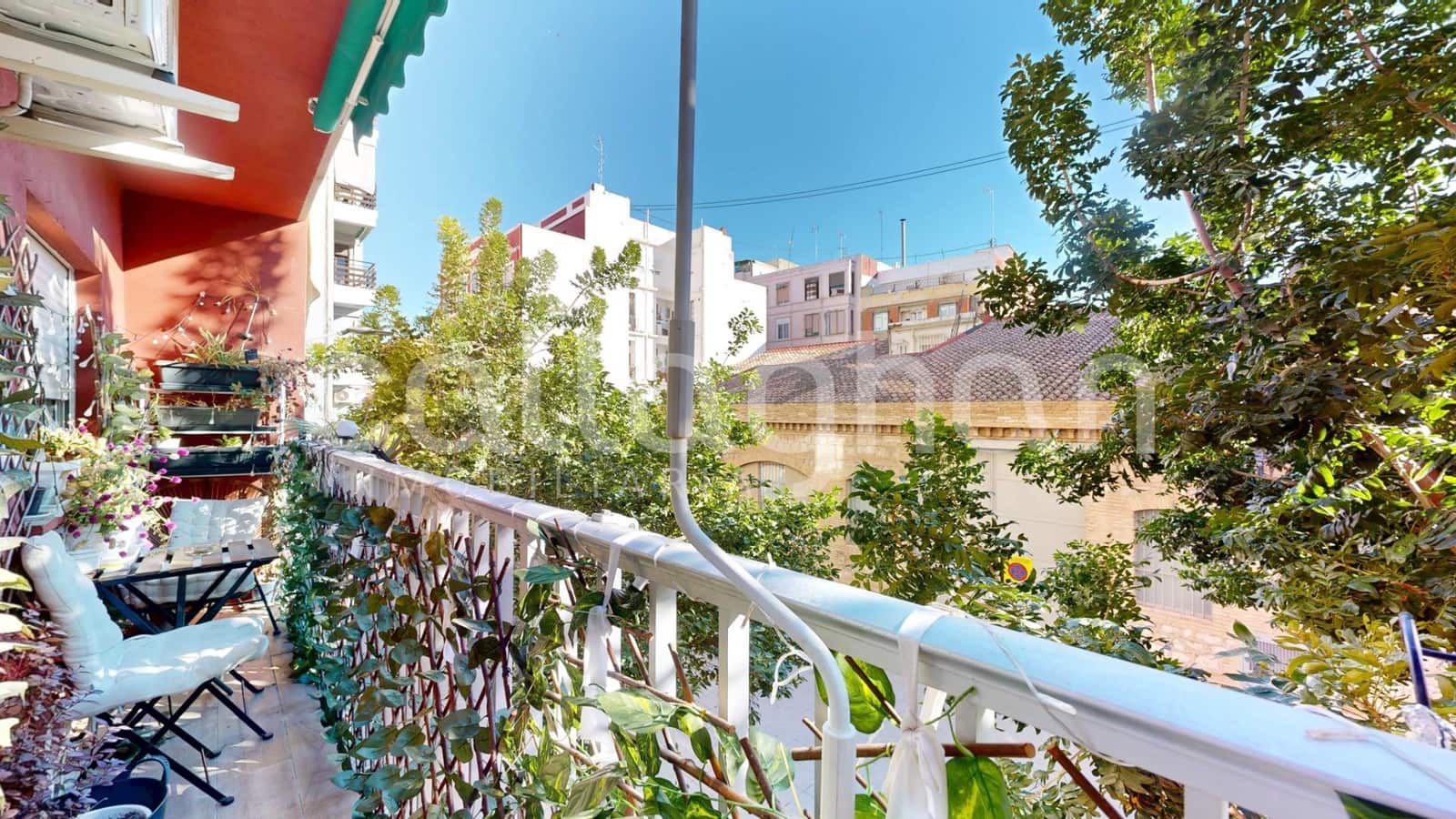 2 bedroom Flat for sale in Valencia city - € 380,000 (Ref: 9401828)