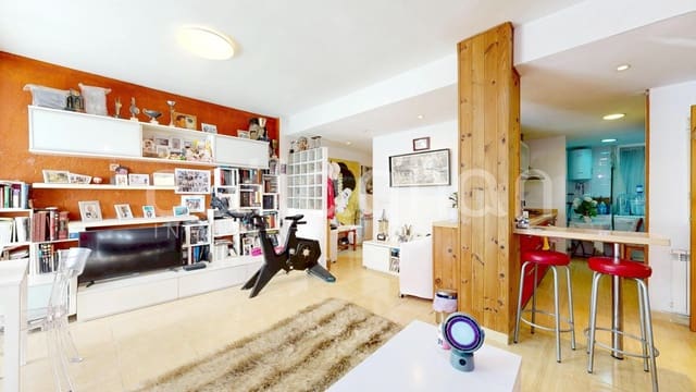 2 soverom Leilighet til salgs i Cabanyal-Canyamelar, Valencia by - € 370 000 (Ref: 9401828)