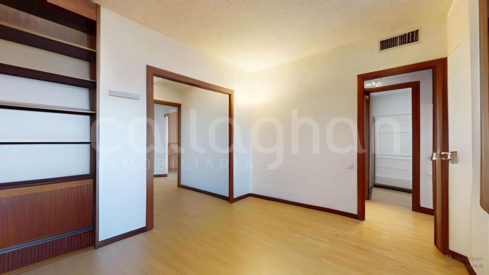 3 soverom Leilighet til leie i Valencia by med garasje - € 1 500 (Ref: 9403558)