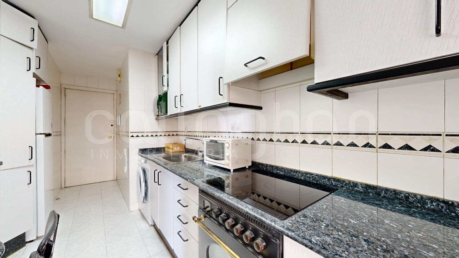 3 soverom Leilighet til leie i Valencia by med garasje - € 1 500 (Ref: 9403558)