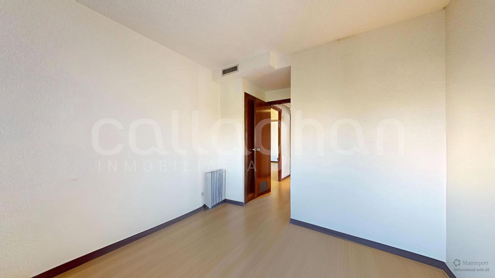 3 soverom Leilighet til leie i Valencia by med garasje - € 1 500 (Ref: 9403558)