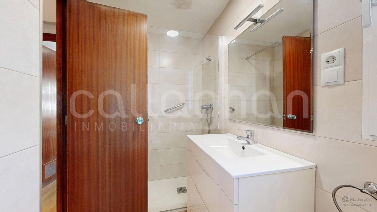 3 soverom Leilighet til leie i Valencia by med garasje - € 1 500 (Ref: 9403558)