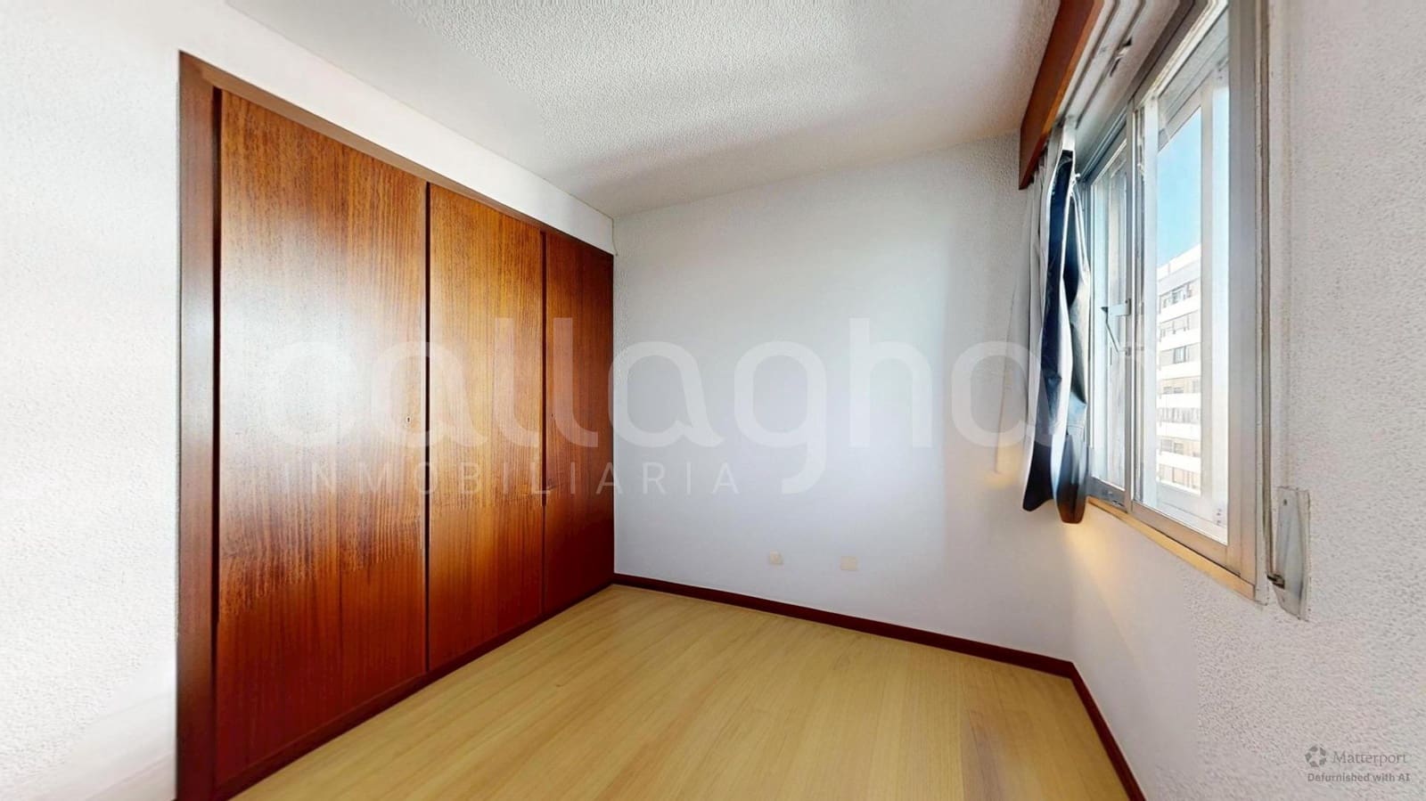 3 soverom Leilighet til leie i Valencia by med garasje - € 1 500 (Ref: 9403558)