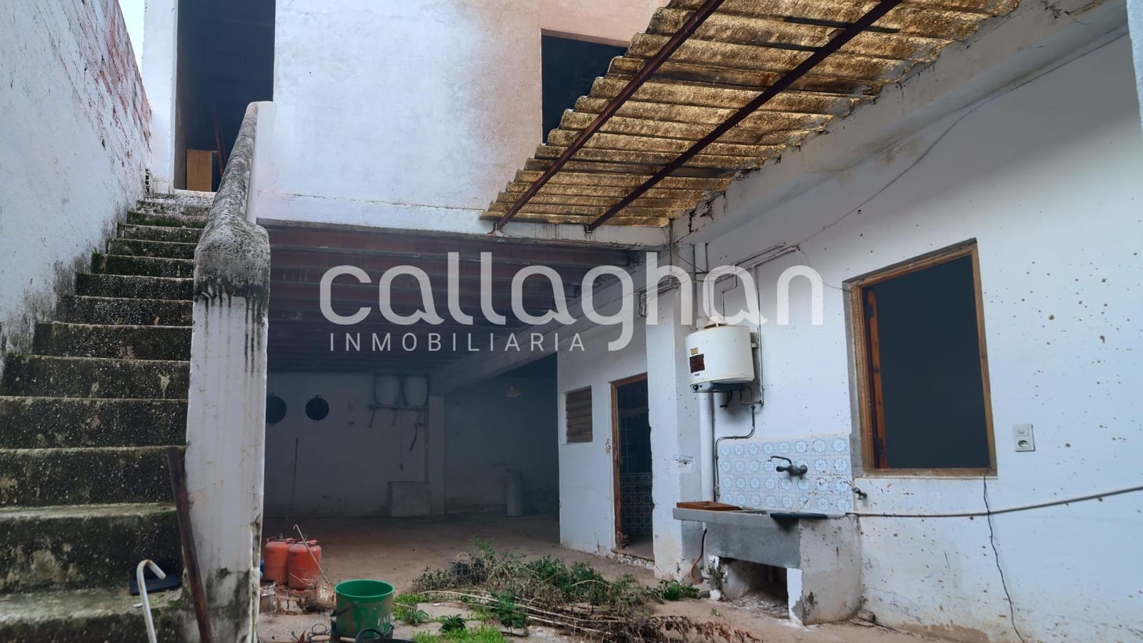 Casa de 3 habitaciones en L'Alcúdia en venta con garaje - 120.000 € (Ref: 9403749)
