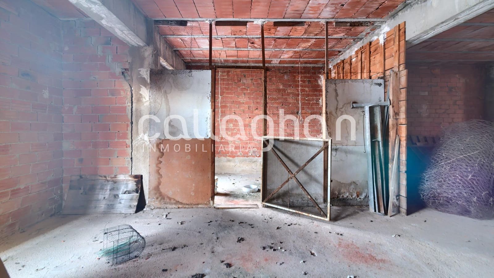 Casa de 3 habitaciones en L'Alcúdia en venta con garaje - 120.000 € (Ref: 9403749)