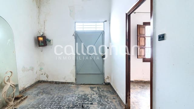 Casa de 3 habitaciones en L'Alcúdia en venta con garaje - 120.000 € (Ref: 9403749)
