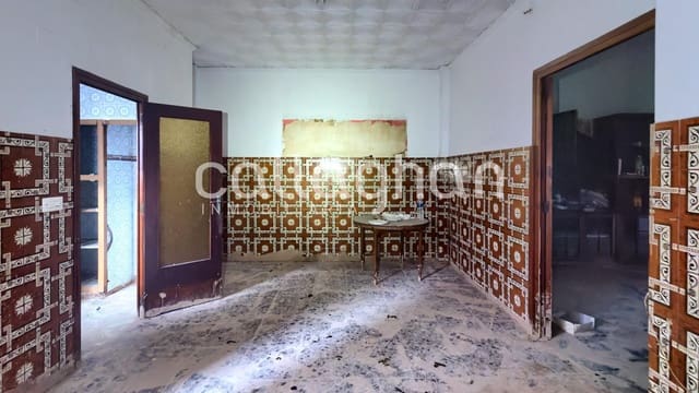 Casa de 3 habitaciones en L'Alcúdia en venta con garaje - 120.000 € (Ref: 9403749)