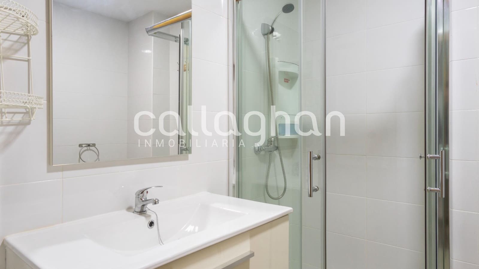 5 bedroom Flat for sale in Gandia with garage - € 349,000 (Ref: 9414291)