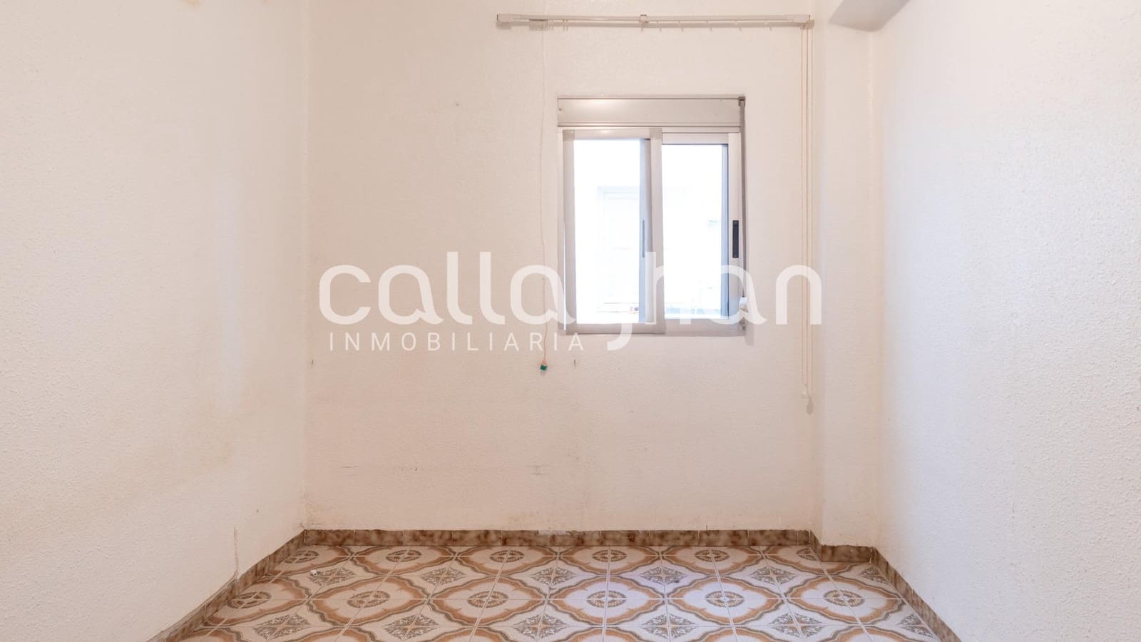 3 sovrum Lägenhet att hyra i Valencia stad - 1 200 € (Ref: 9416046)