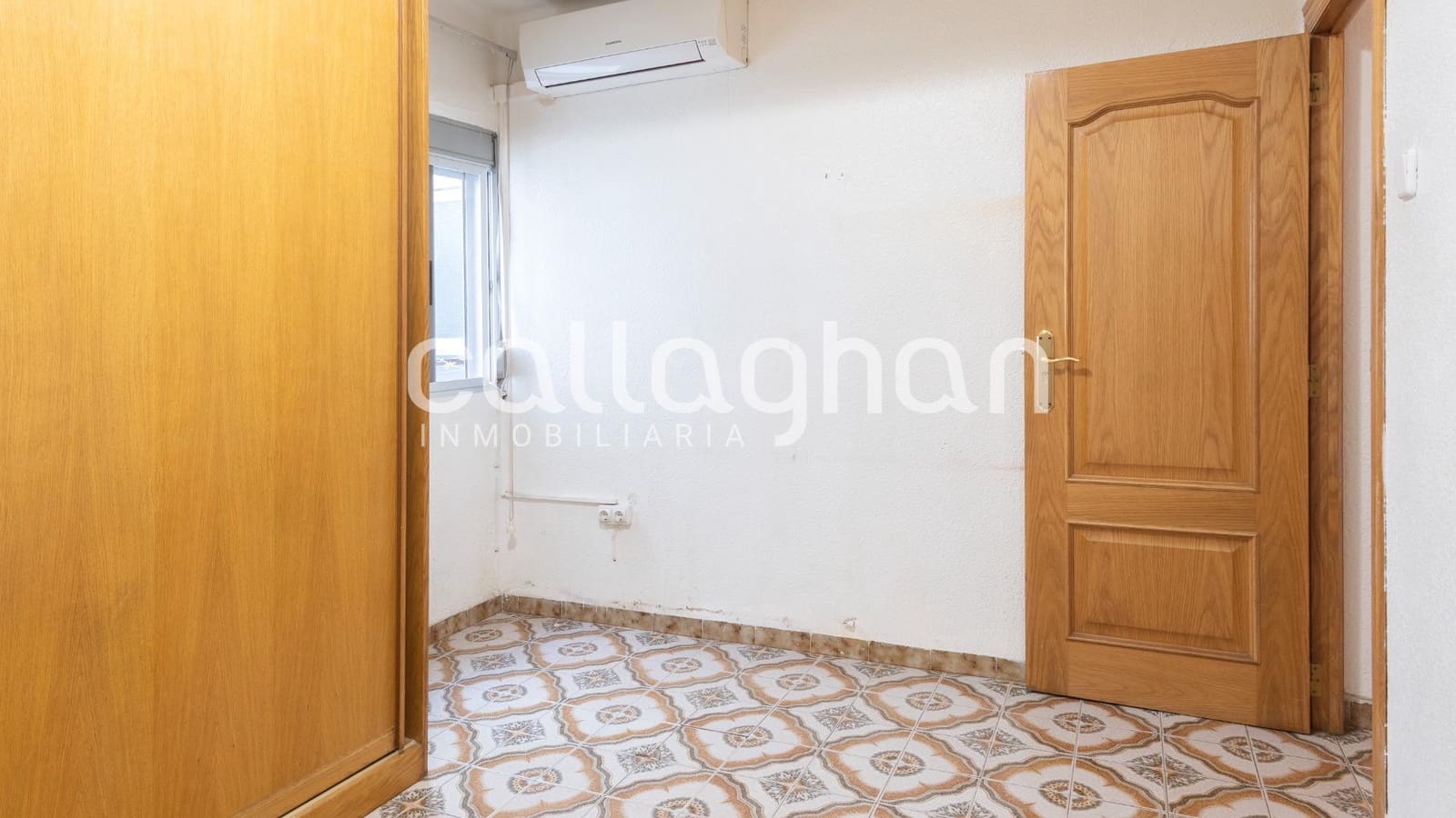 3 sovrum Lägenhet att hyra i Valencia stad - 1 200 € (Ref: 9416046)