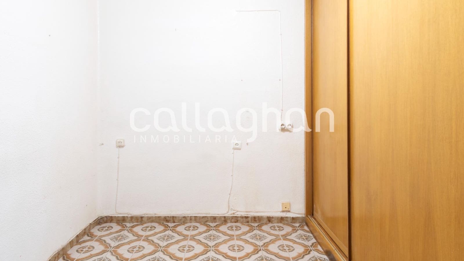 3 sovrum Lägenhet att hyra i Valencia stad - 1 200 € (Ref: 9416046)