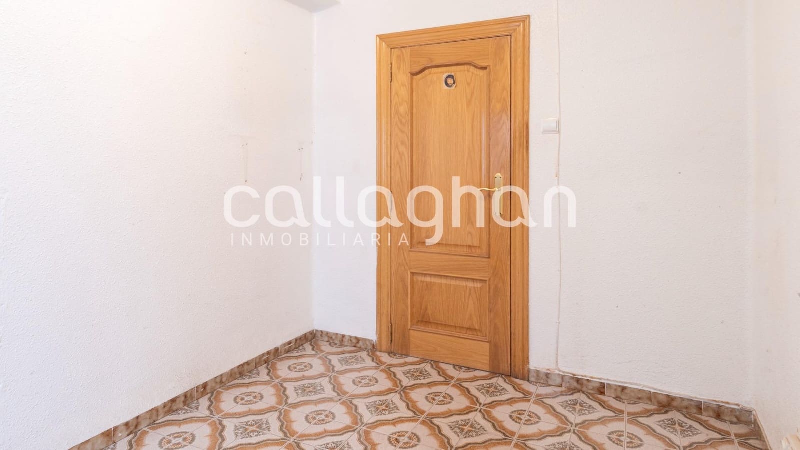 3 sovrum Lägenhet att hyra i Valencia stad - 1 200 € (Ref: 9416046)