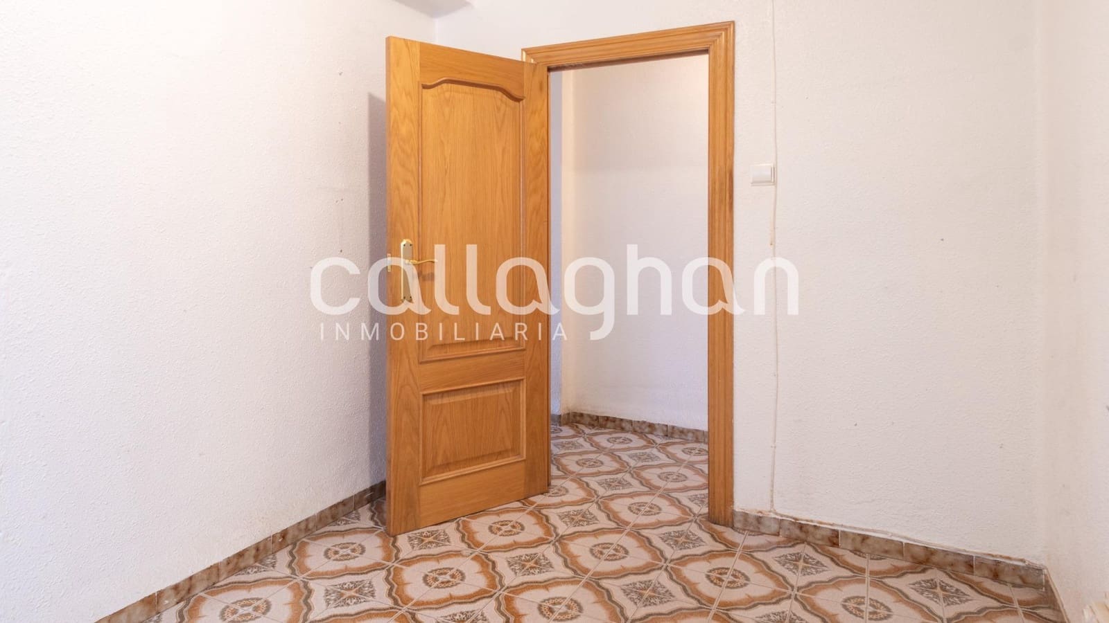 3 sovrum Lägenhet att hyra i Valencia stad - 1 200 € (Ref: 9416046)