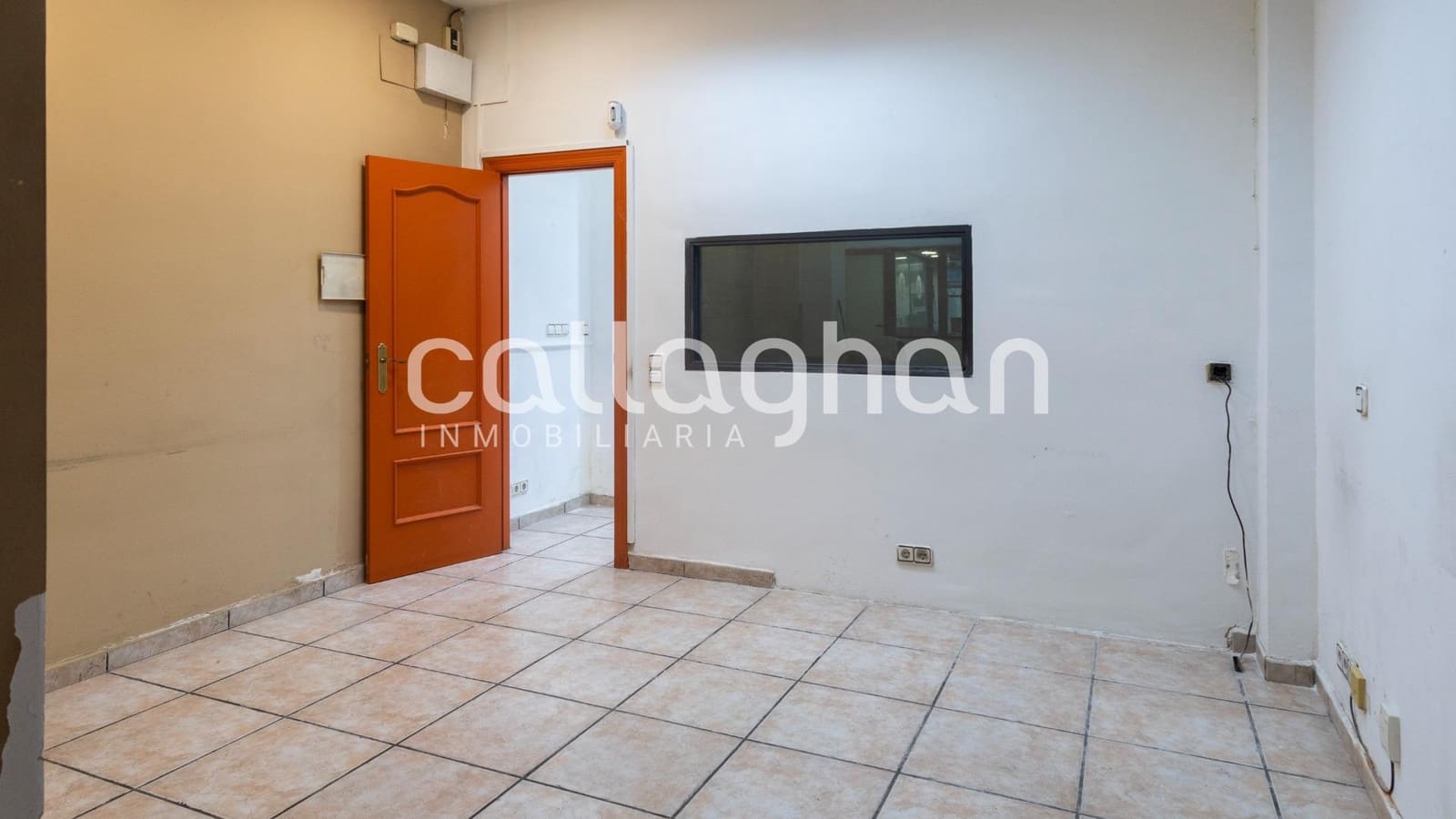 Erhverv til leje i Mislata - € 900 (Ref: 9420002)