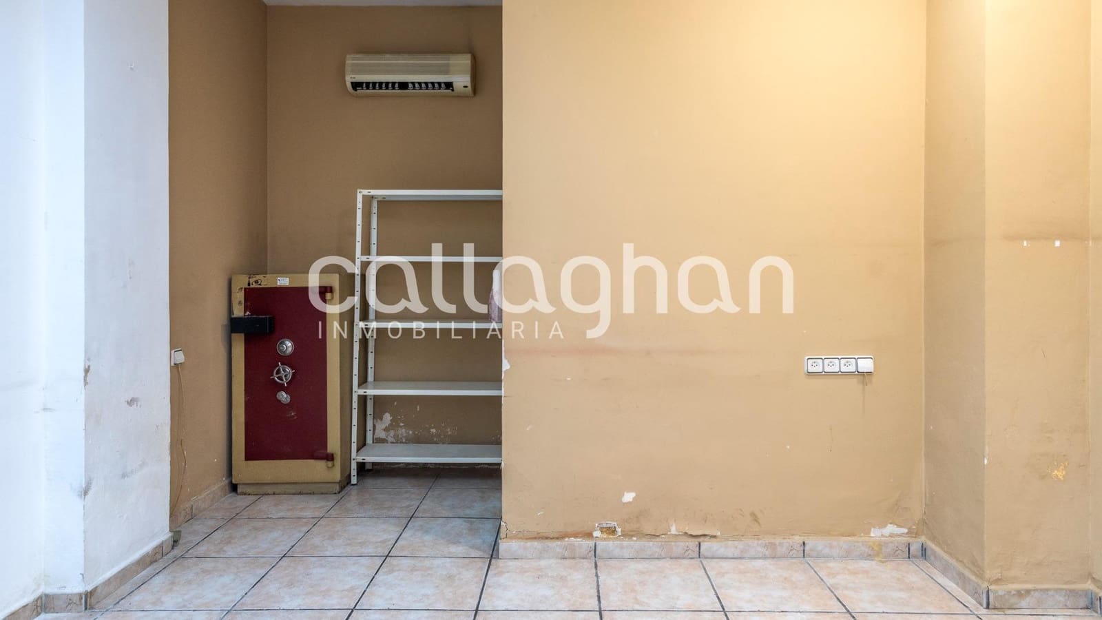 Erhverv til leje i Mislata - € 900 (Ref: 9420002)