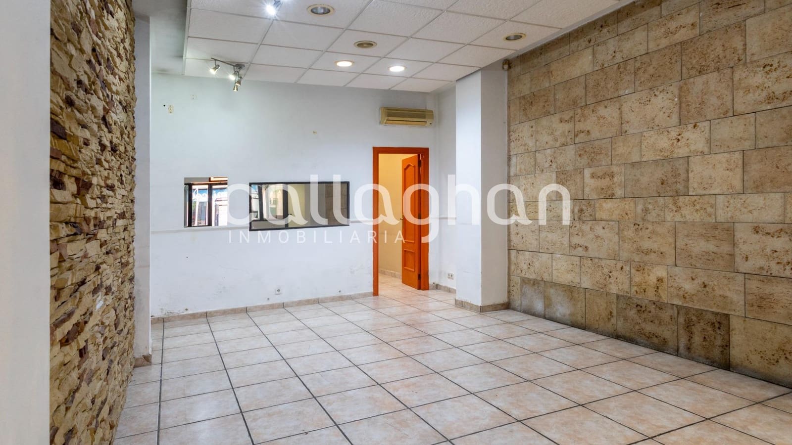 Erhverv til leje i Mislata - € 900 (Ref: 9420002)