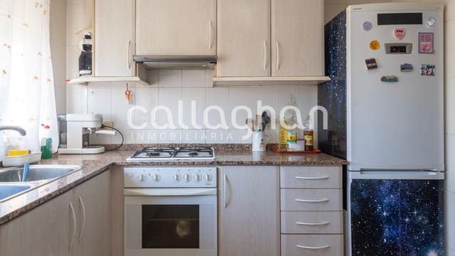 Piso de 3 habitaciones en Almenara en venta con garaje - 140.000 € (Ref: 9427434)