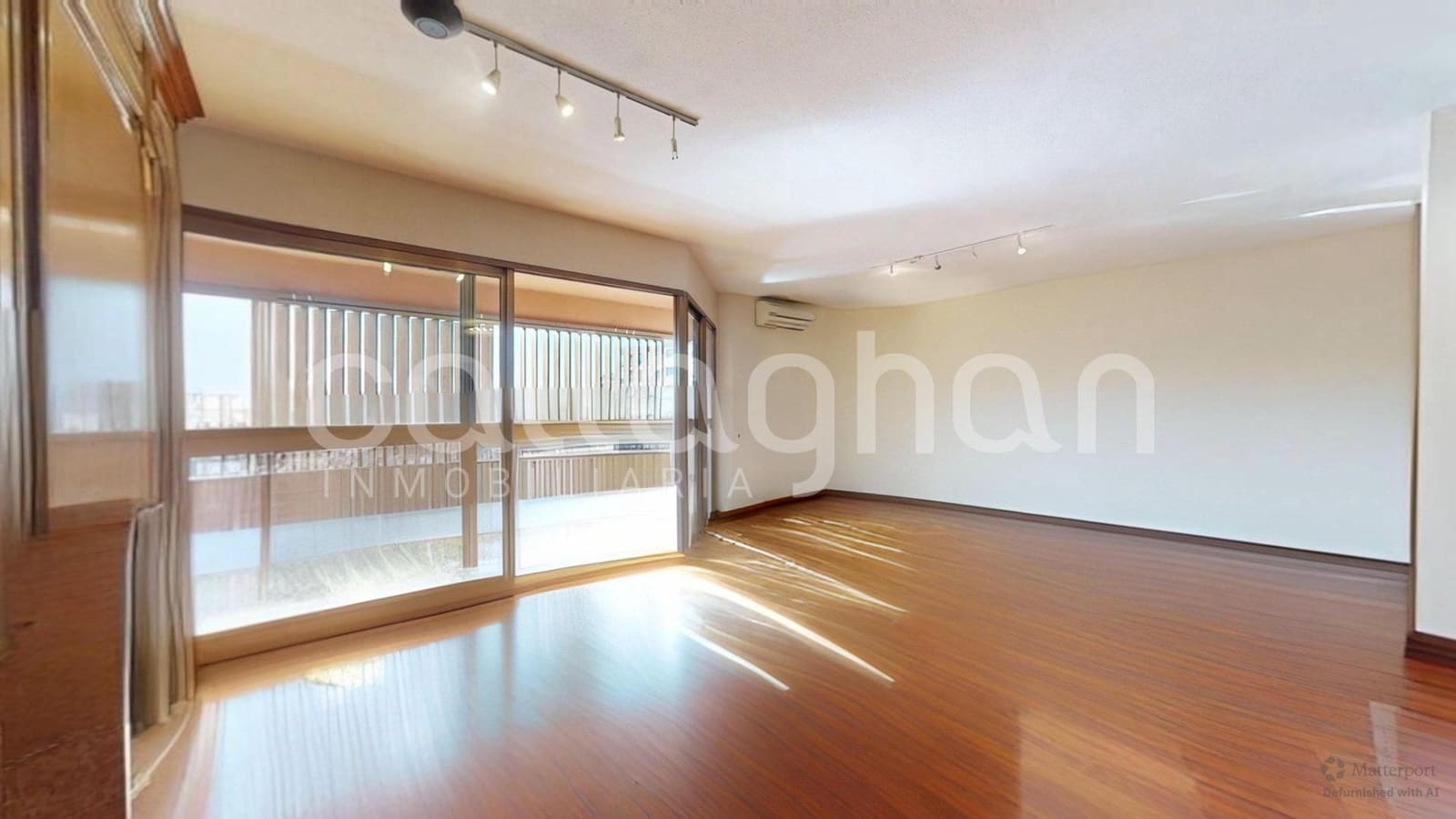 4 sypialnia Mieszkanie na sprzedaż w Miasto Walencja - 1 200 000 € (Ref: 9427435)