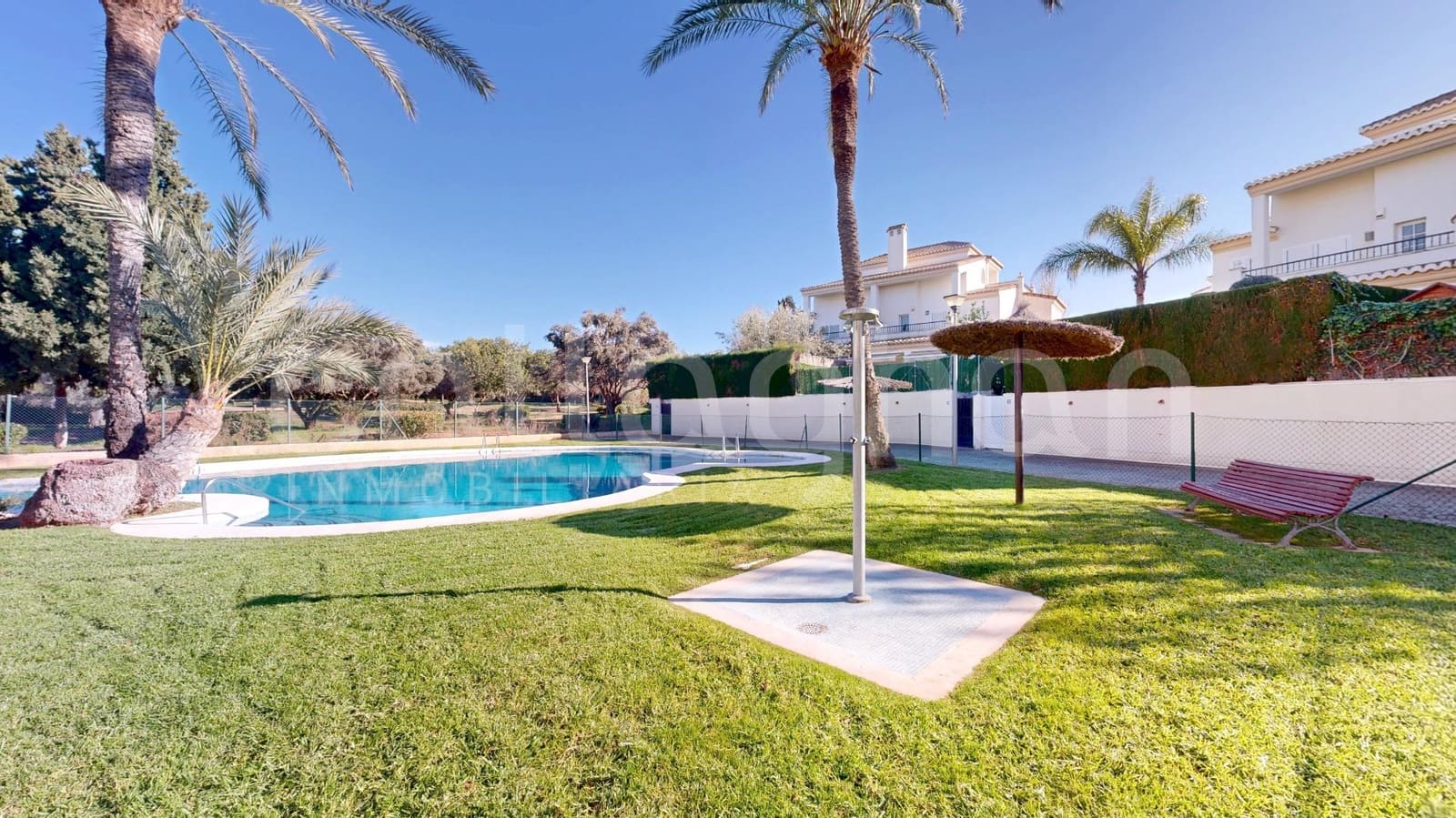 3 sypialnia Penthouse na sprzedaż w Betera z basenem garażem - 450 000 € (Ref: 9437614)