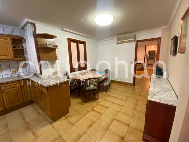 5 sovrum Lägenhet till salu i Nules - 131 000 € (Ref: 9446618)