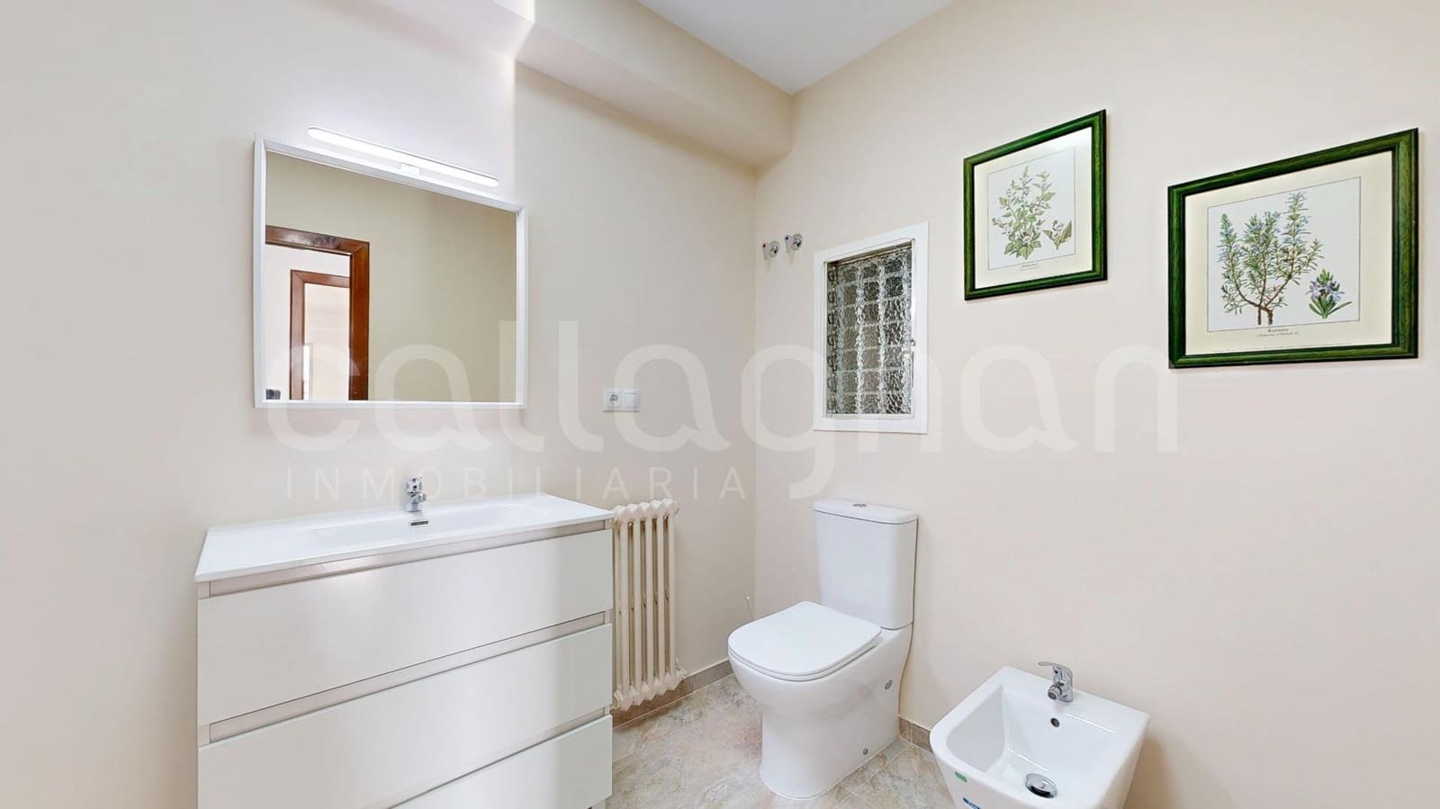 4 makuuhuone Asunto vuokrattavana paikassa Valencia kaupunki mukana 
autotalli - 2 500 € (Ref: 9449046)