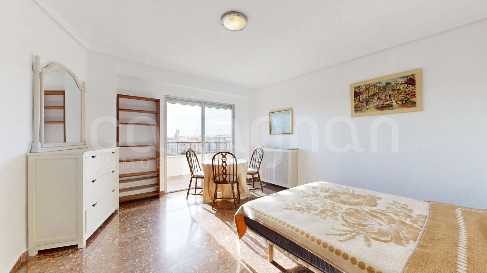 4 makuuhuone Asunto vuokrattavana paikassa Valencia kaupunki mukana 
autotalli - 2 500 € (Ref: 9449046)