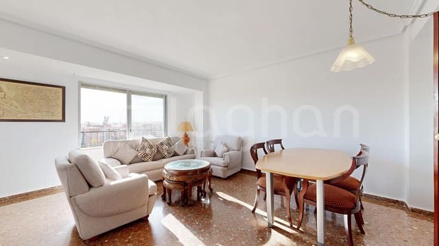 4 soveværelse Lejlighed til leje i Campanar, Valencia by med garage - € 2.500 (Ref: 9449046)
