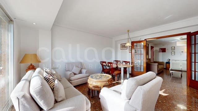 4 soveværelse Lejlighed til leje i Campanar, Valencia by med garage - € 2.500 (Ref: 9449046)