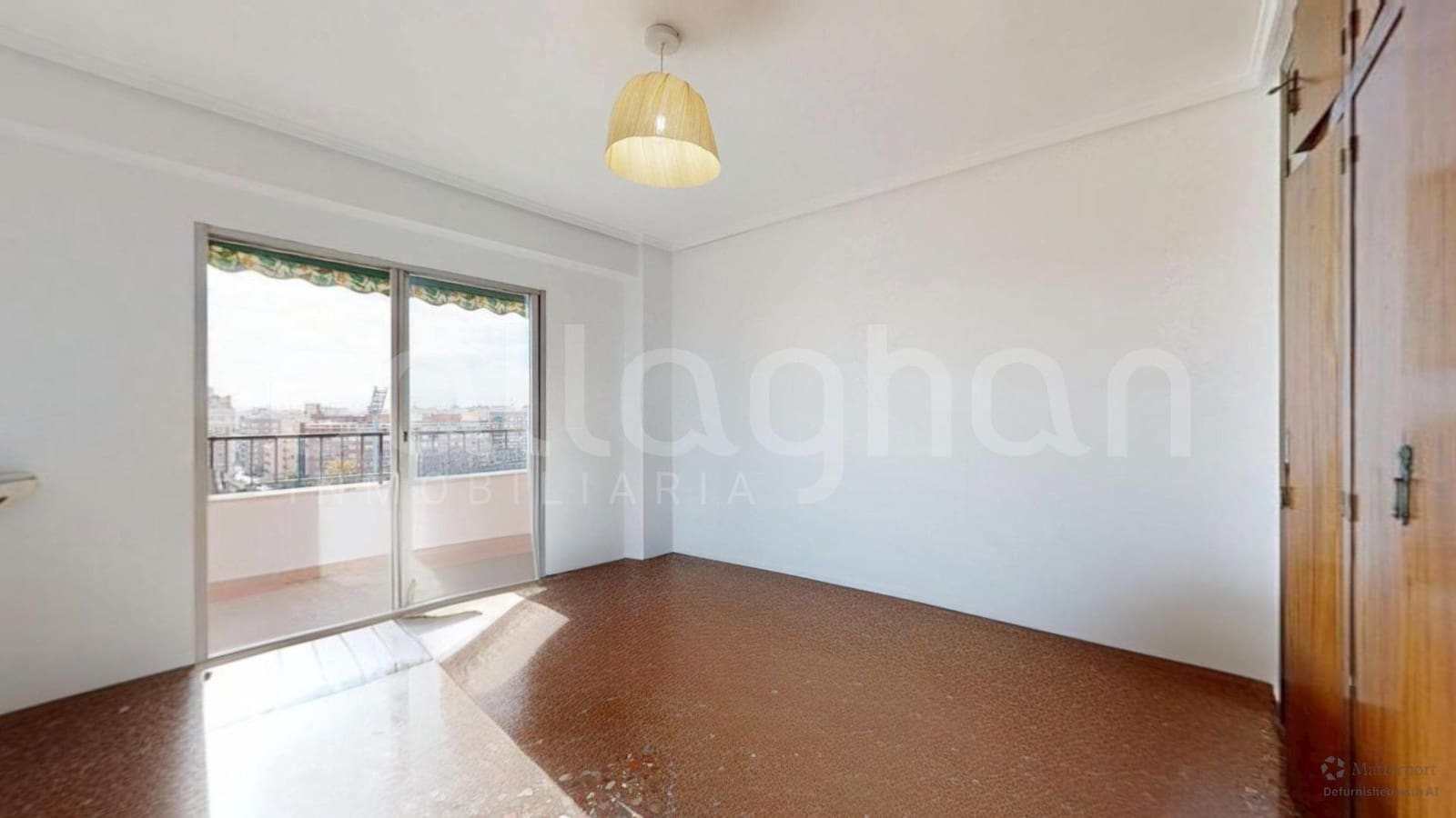 4 makuuhuone Asunto vuokrattavana paikassa Valencia kaupunki mukana 
autotalli - 2 500 € (Ref: 9449046)