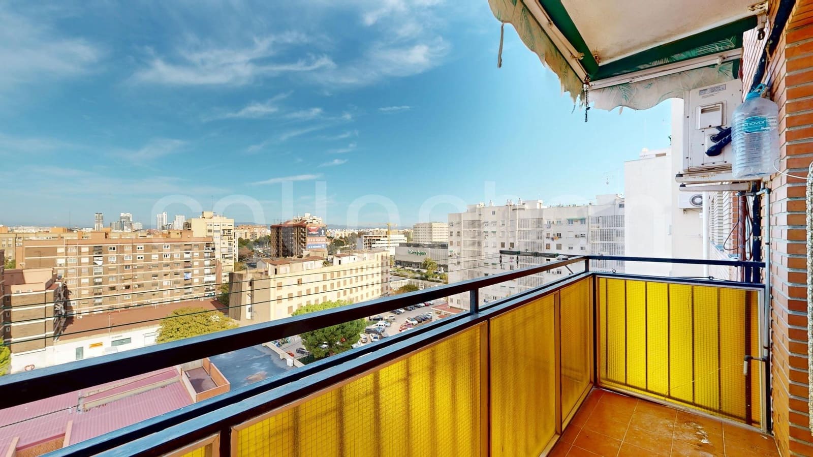 4 makuuhuone Asunto vuokrattavana paikassa Valencia kaupunki mukana 
autotalli - 2 500 € (Ref: 9449046)