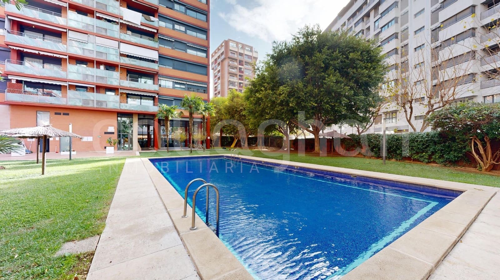 4 sypialnia Apartament na sprzedaż w Miasto Walencja z basenem garażem - 1 300 000 € (Ref: 9450450)