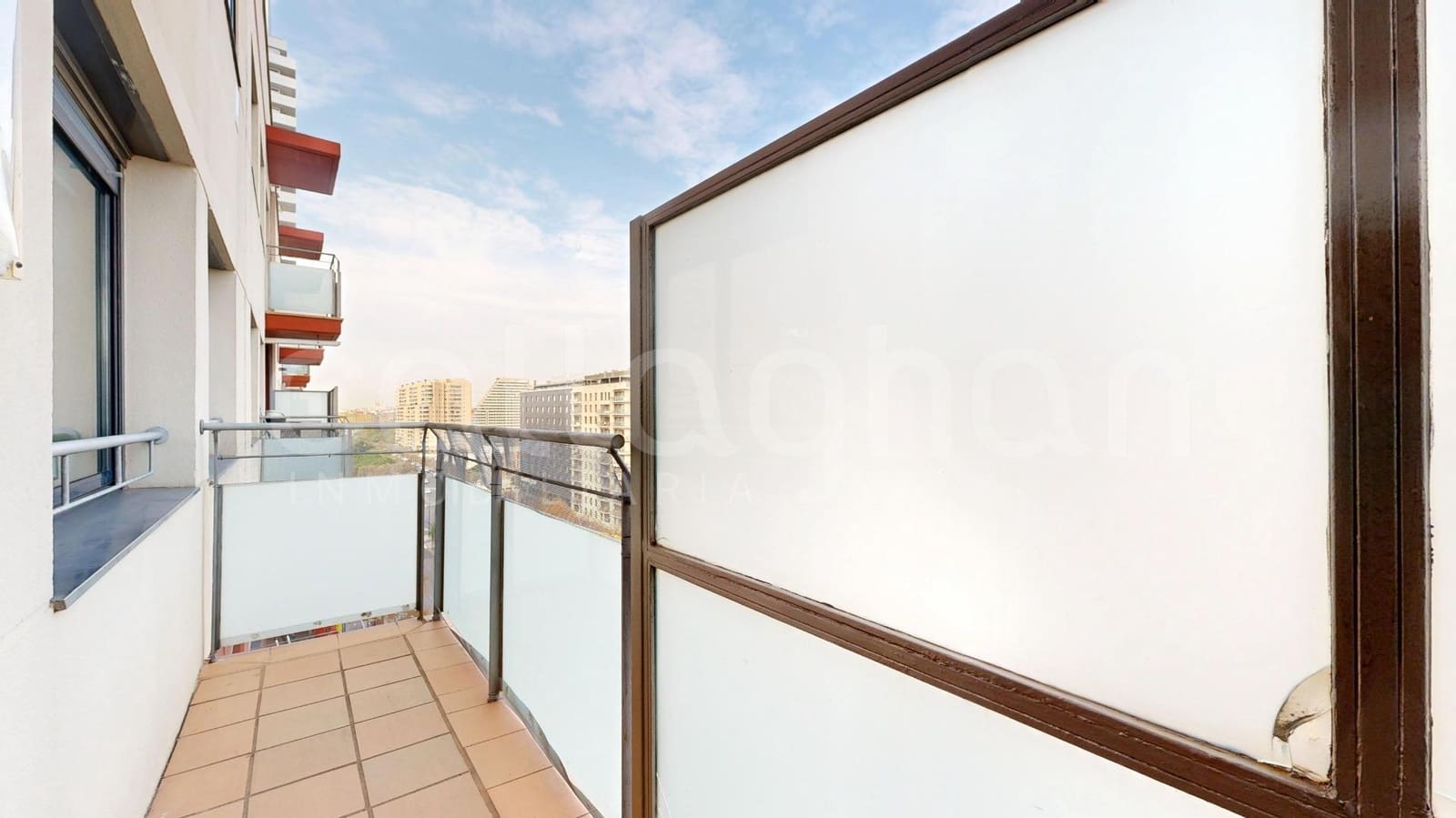 4 bedroom Apartment for sale in Valencia city with pool garage - € 1,300,000 (Ref: 9450450)