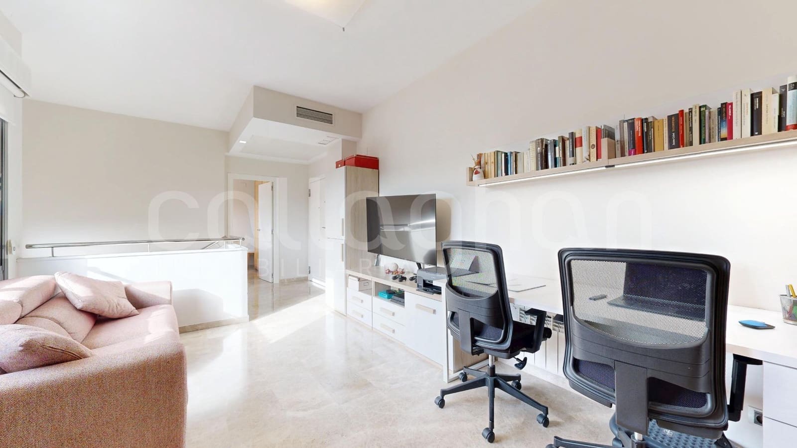 4 bedroom Apartment for sale in Valencia city with pool garage - € 1,300,000 (Ref: 9450450)