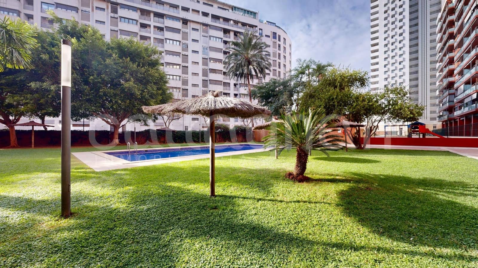 4 bedroom Apartment for sale in Valencia city with pool garage - € 1,300,000 (Ref: 9450450)