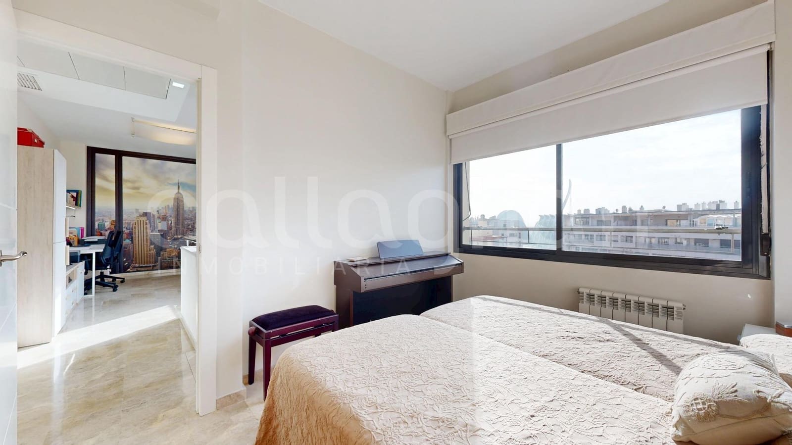 4 bedroom Apartment for sale in Valencia city with pool garage - € 1,300,000 (Ref: 9450450)