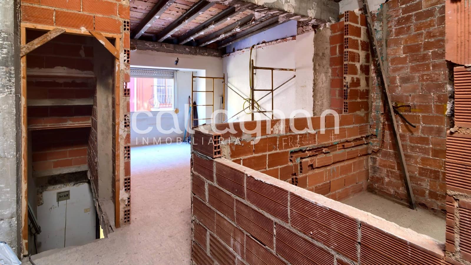 3 slaapkamer Rijtjeshuis te koop in Chilches met garage - € 79.000 (Ref: 9452298)