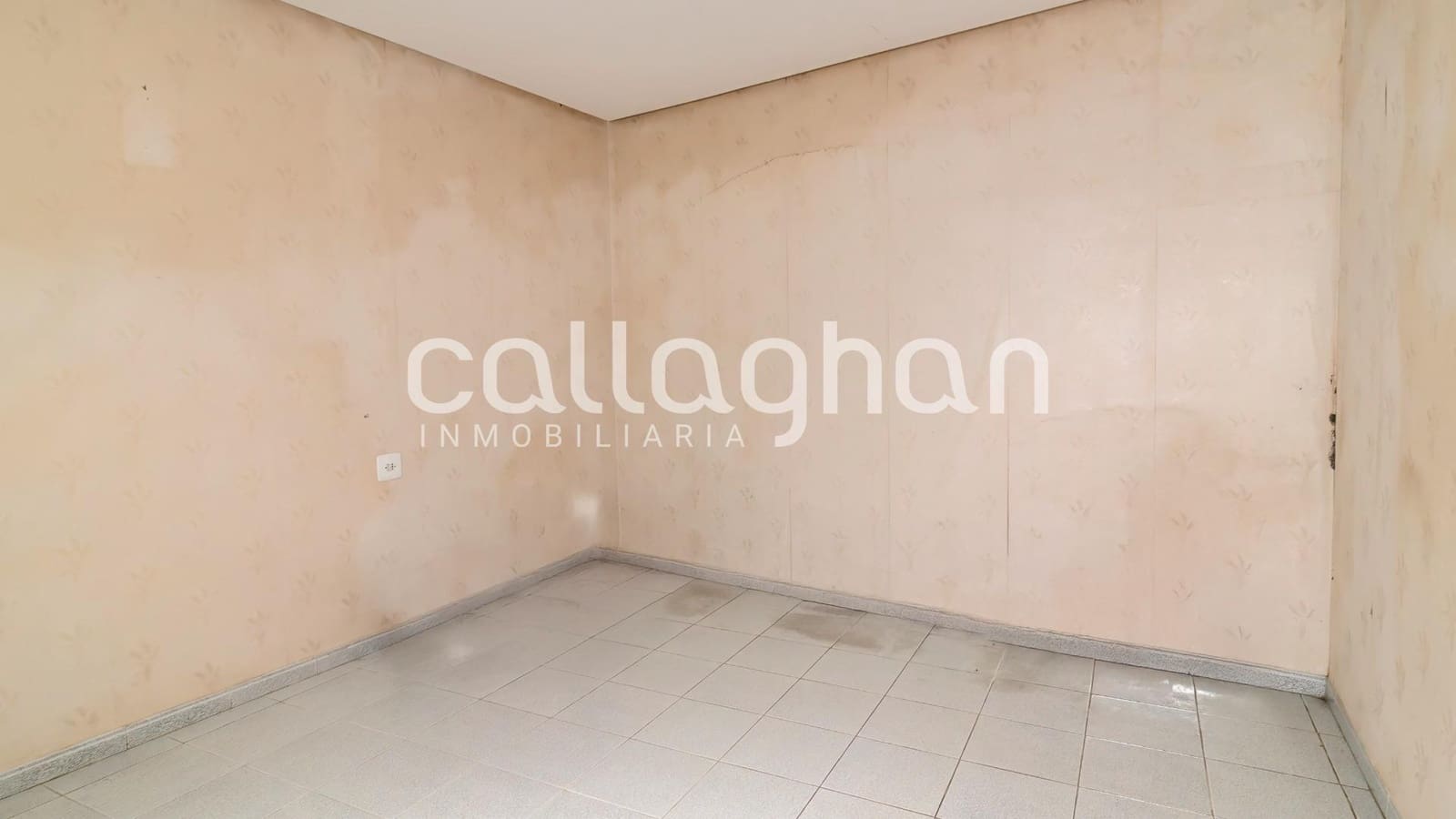 3 slaapkamer Rijtjeshuis te koop in Chilches met garage - € 79.000 (Ref: 9452298)