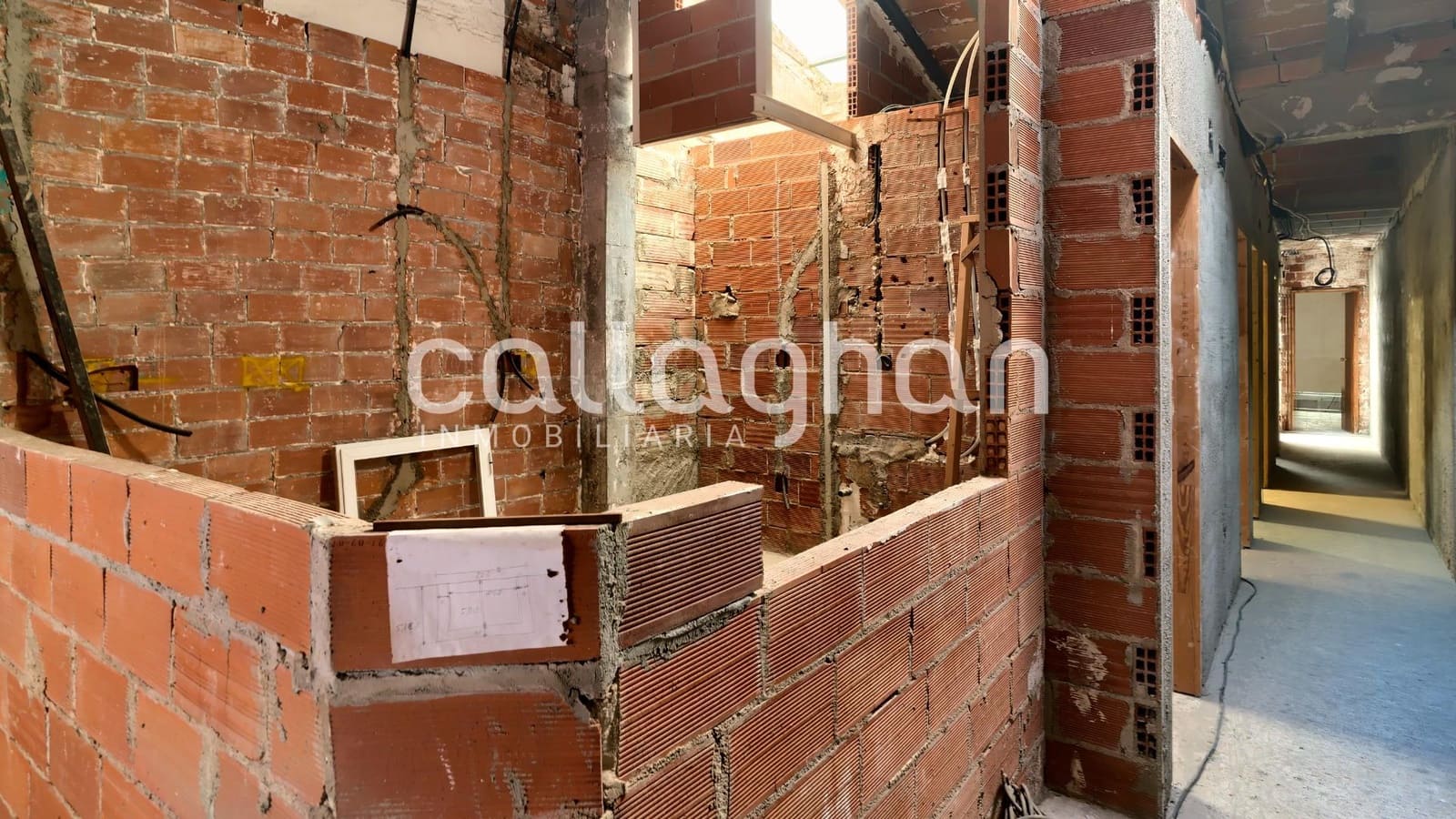 3 slaapkamer Rijtjeshuis te koop in Chilches met garage - € 79.000 (Ref: 9452298)