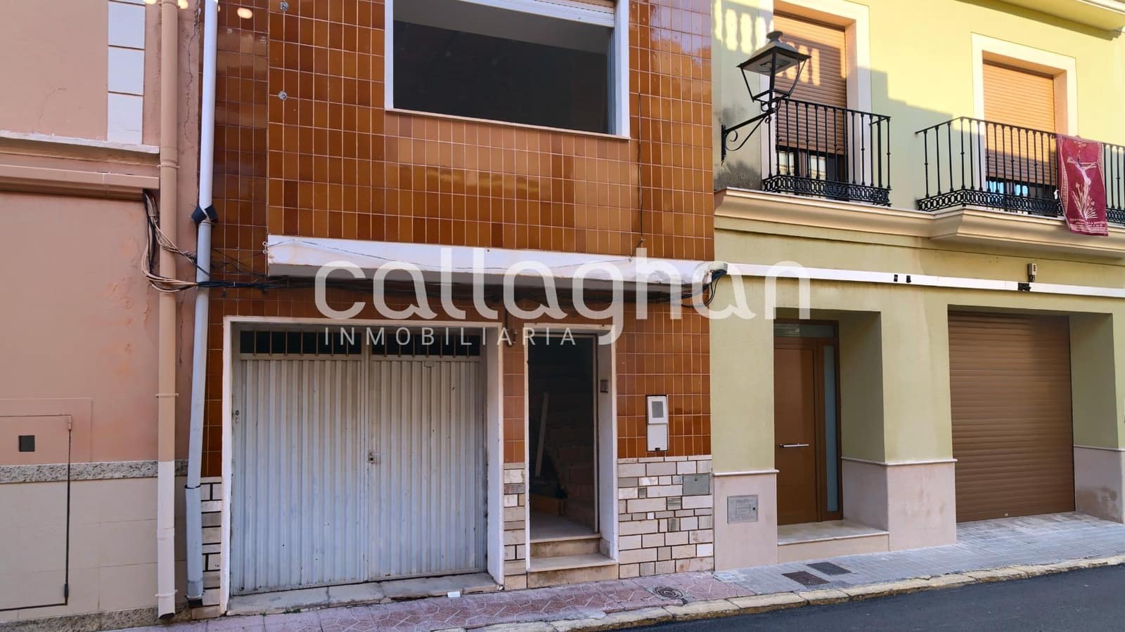 3 slaapkamer Rijtjeshuis te koop in Chilches met garage - € 79.000 (Ref: 9452298)