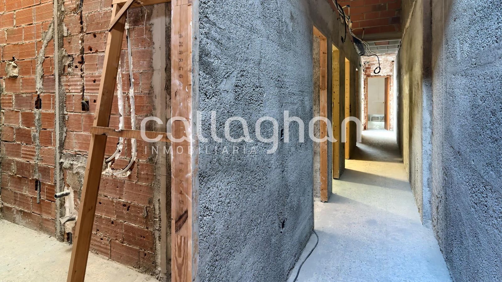 3 slaapkamer Rijtjeshuis te koop in Chilches met garage - € 79.000 (Ref: 9452298)