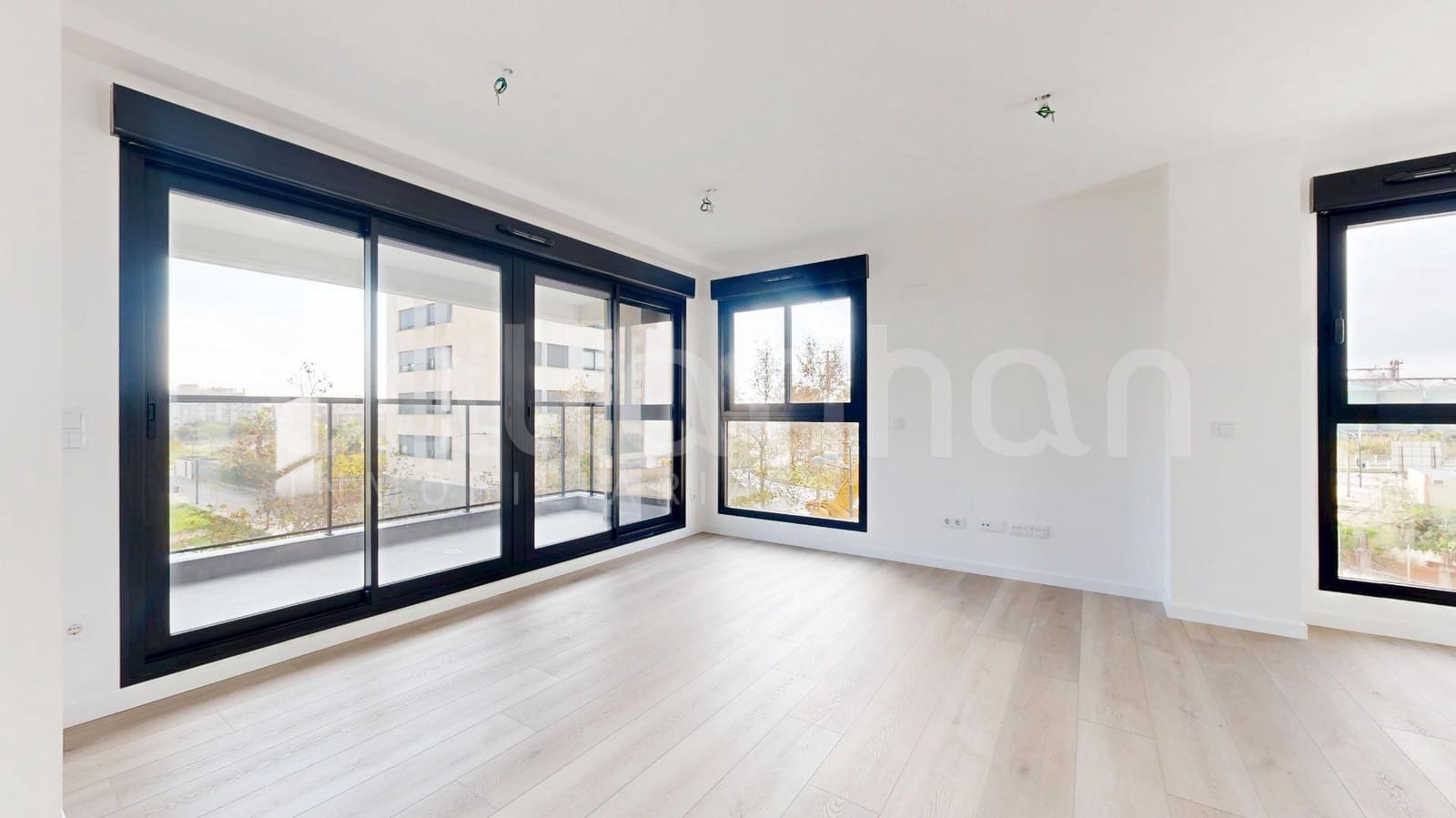 3 sypialnia Mieszkanie na sprzedaż w Miasto Walencja z basenem garażem - 484 000 € (Ref: 9470966)