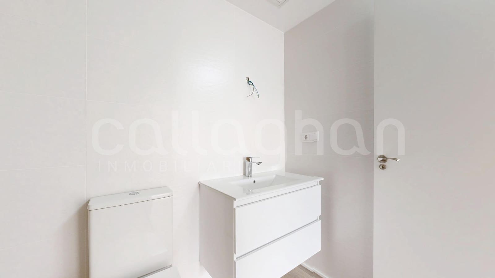3 bedroom Flat for sale in Valencia city with pool garage - € 484,000 (Ref: 9470966)