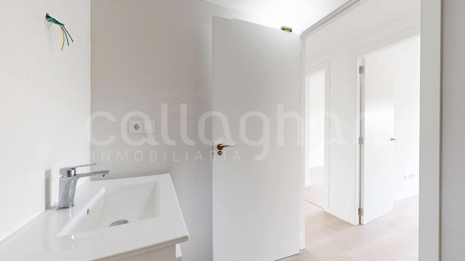 3 makuuhuone Asunto myytävänä paikassa Valencia kaupunki mukana uima-altaan 
autotalli - 472 000 € (Ref: 9471224)