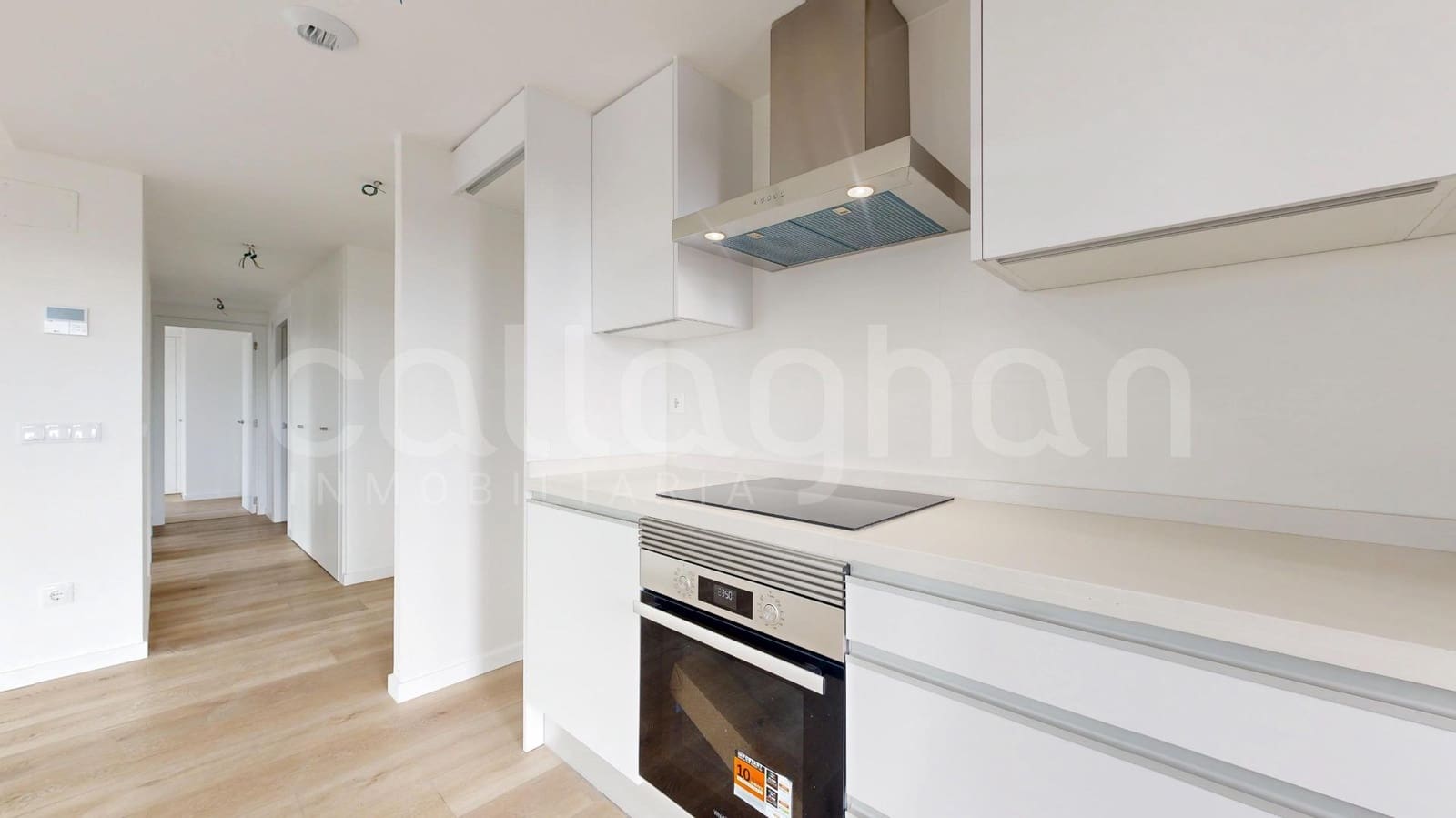 3 makuuhuone Asunto myytävänä paikassa Valencia kaupunki mukana uima-altaan 
autotalli - 472 000 € (Ref: 9471224)