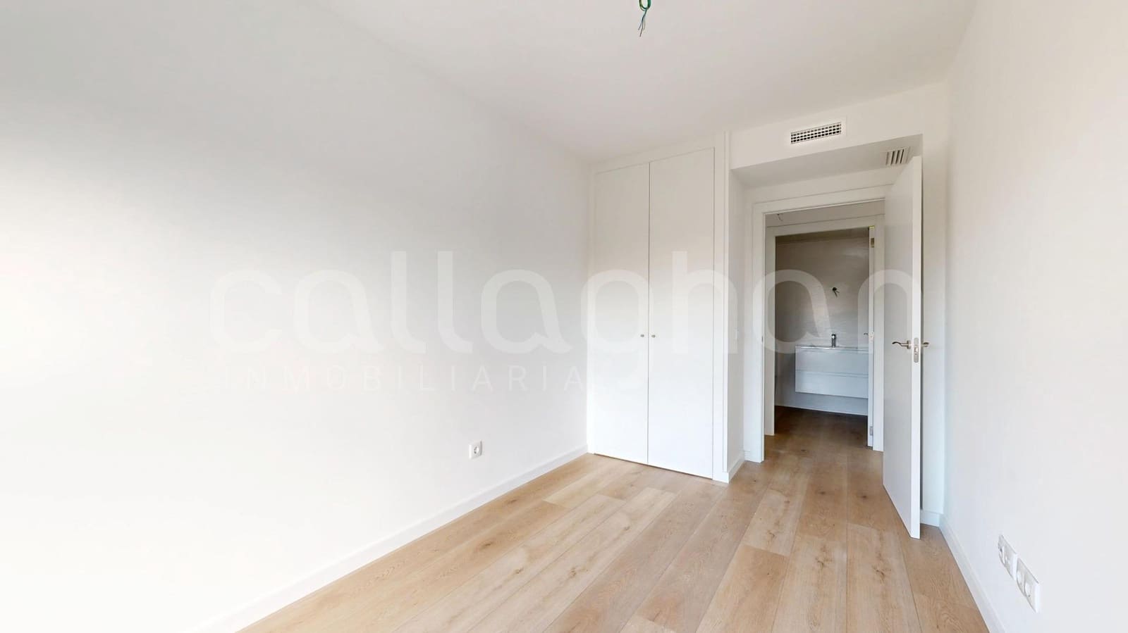 3 makuuhuone Asunto myytävänä paikassa Valencia kaupunki mukana uima-altaan 
autotalli - 472 000 € (Ref: 9471224)