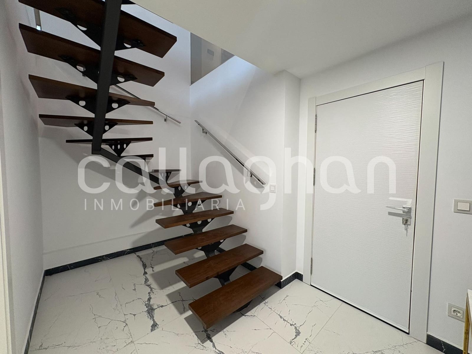 3 quarto Apartamento para venda em Altea com piscina - 575 000 € (Ref: 9473105)