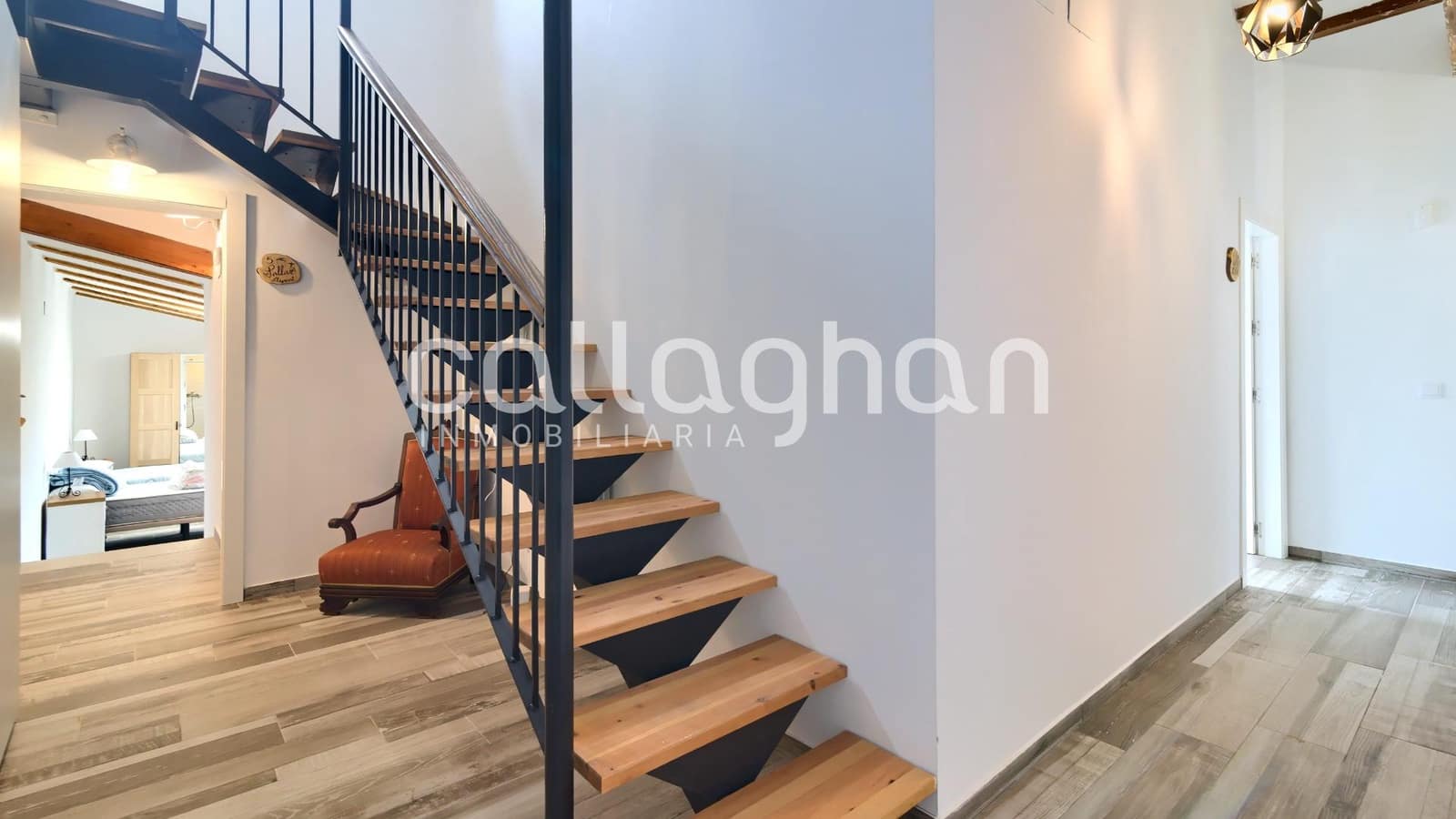 Chalet de 4 habitaciones en Alzira en venta con piscina garaje - 900.000 € (Ref: 9474301)