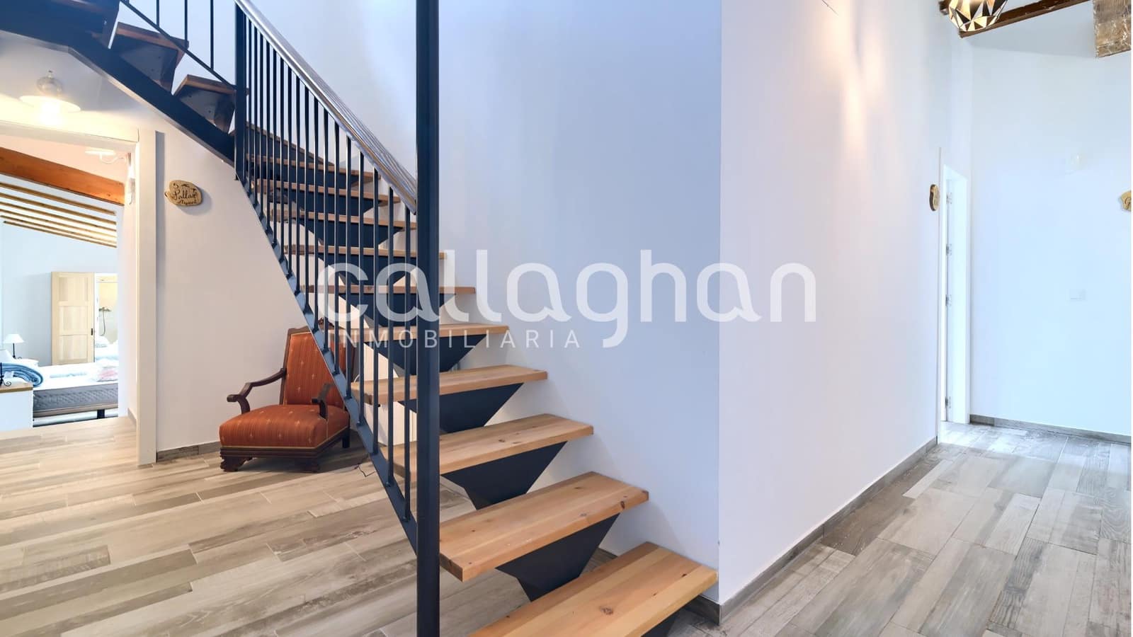 Chalet de 4 habitaciones en Alzira en venta con piscina garaje - 900.000 € (Ref: 9474301)