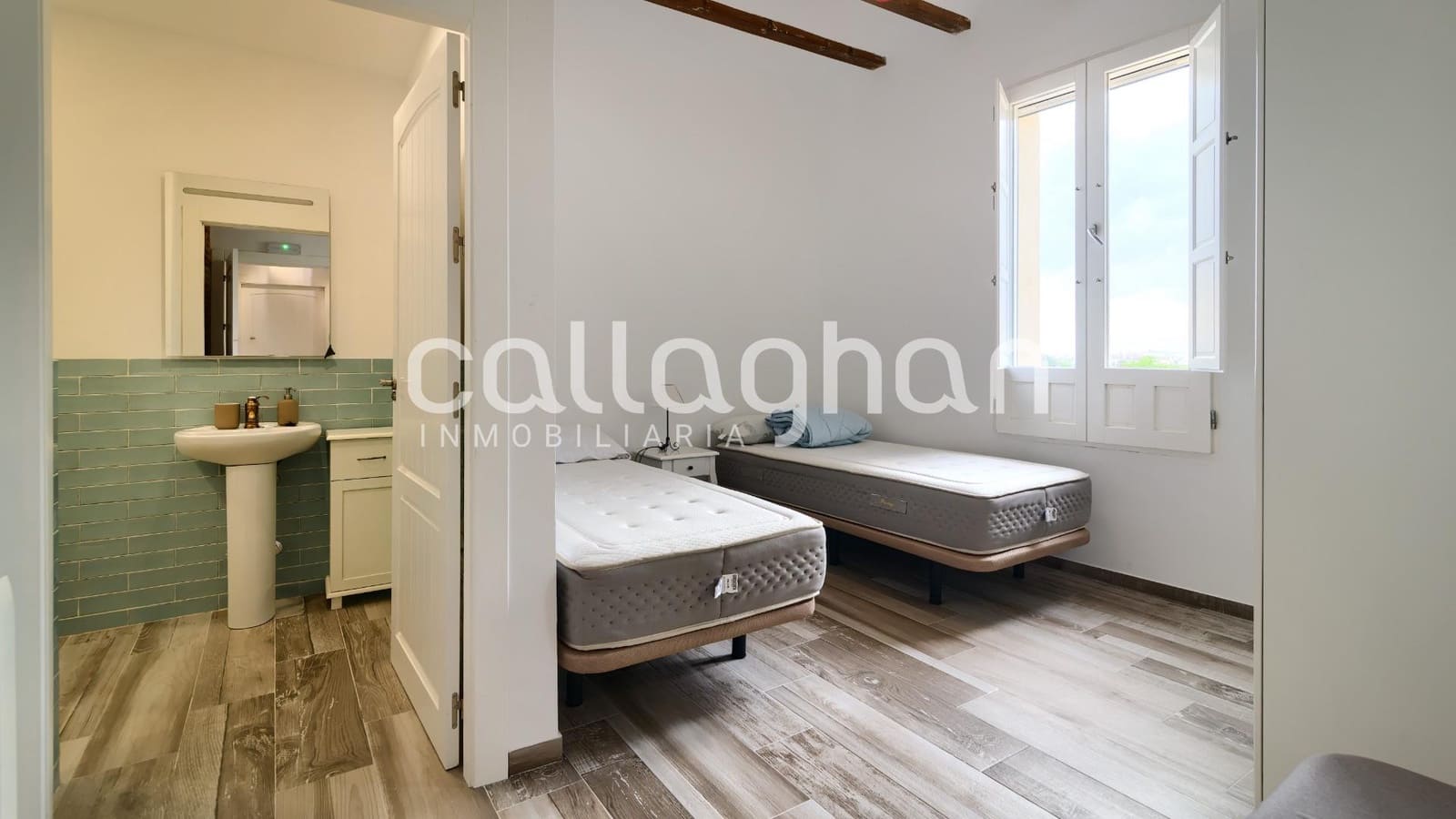 Chalet de 4 habitaciones en Alzira en venta con piscina garaje - 900.000 € (Ref: 9474301)
