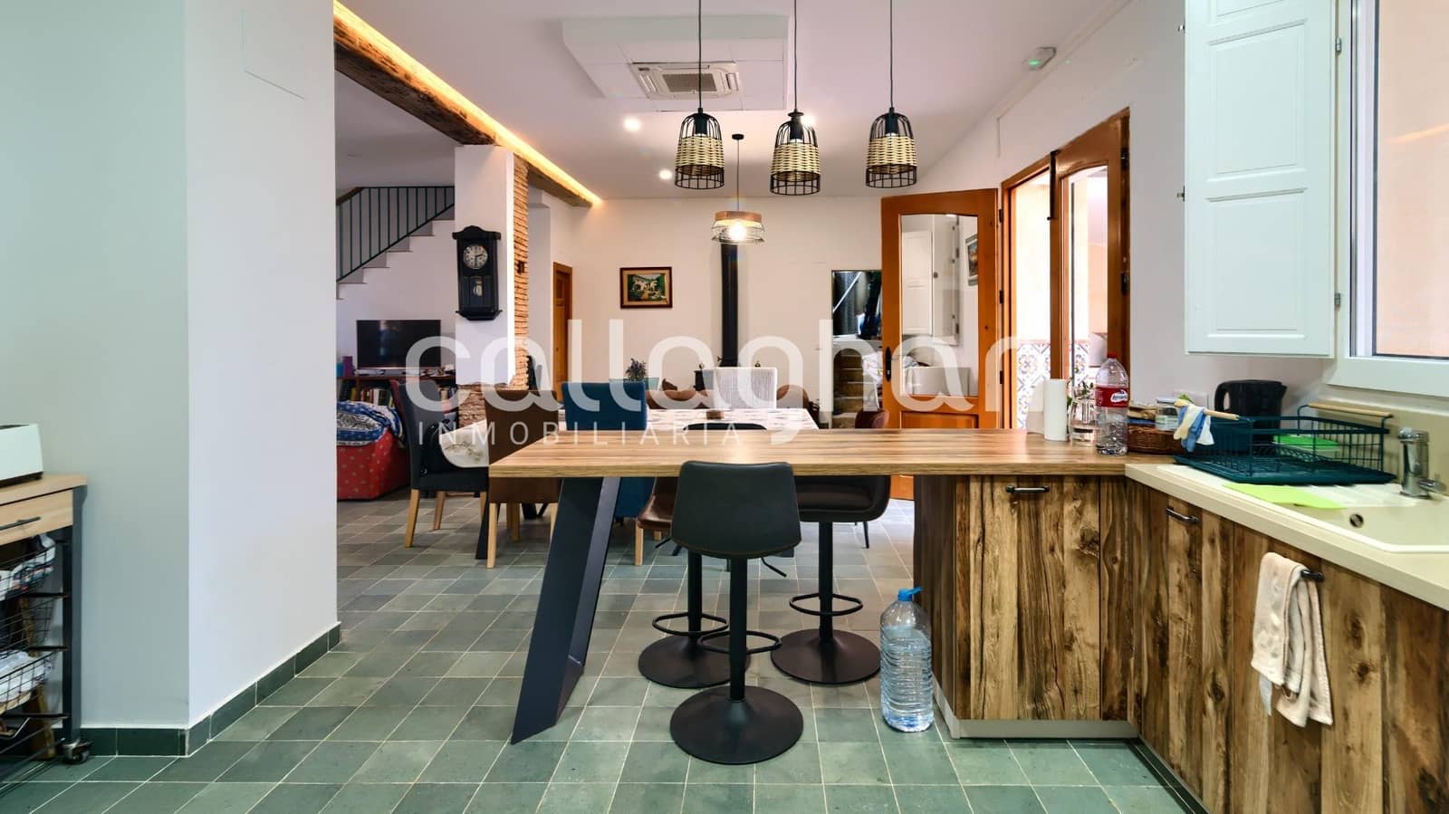 Chalet de 4 habitaciones en Alzira en venta con piscina garaje - 900.000 € (Ref: 9474301)